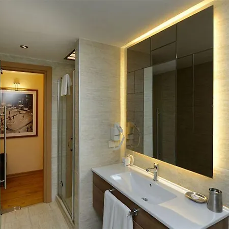 Collage Cihangir Apartahotel 4*