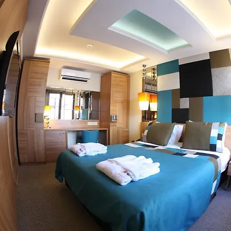 Collage Cihangir Apartahotel Estambul