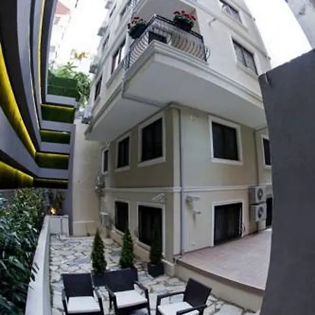 Apart Otel Collage Cihangir